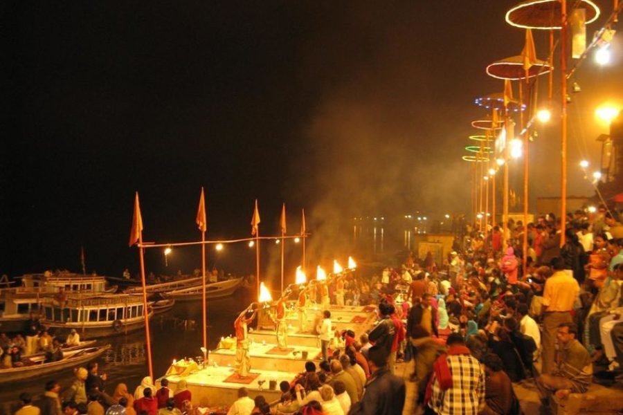 Evening Varanasi Ganga Aarti: Boat Booking